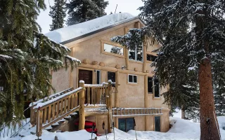 Backcountry High Lonesome Hut