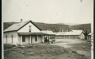 Historical image of Cozen\'s Museum courtesy of Gra