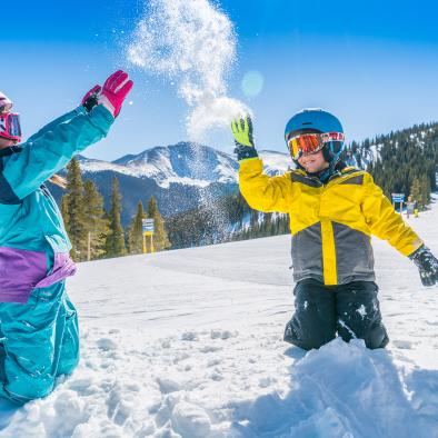 Kids playing in snow - WPR