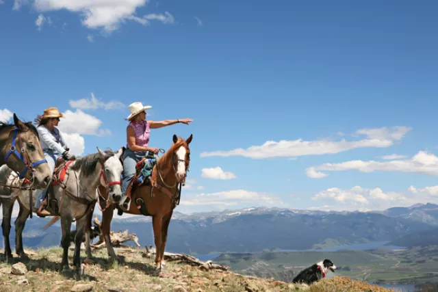 Drowsy Water Ranch Rocky Mountain Overlook Photo