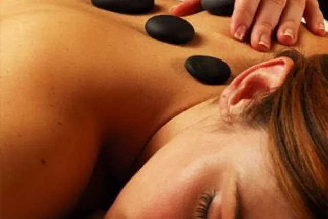 Hot Stone Massage Photo 3