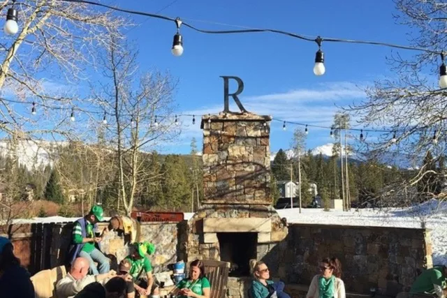 Sunny day on patio for the game Photo 3