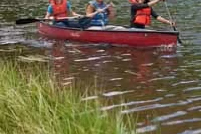 Canoe and  go fishing at our Reservoir Photo 21