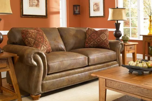 Beautiful Couches and upholstery From Broyhill, Made in The USA Photo 6