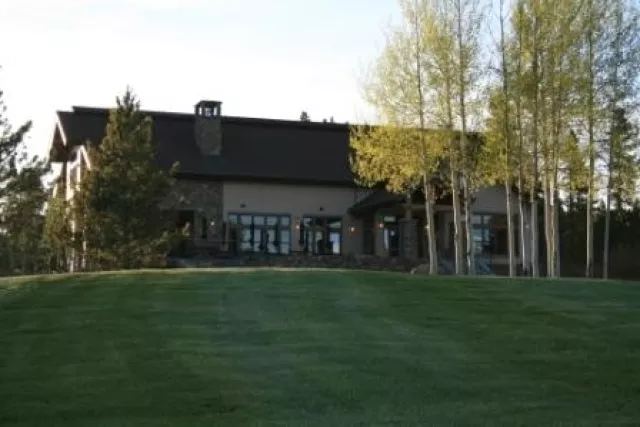 Pole Creek Golf Club Club House, Home of Bistro 28 Photo 8