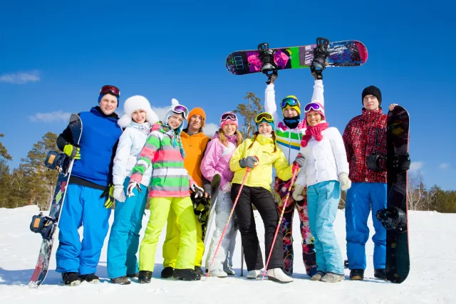 Winter snowboarding fun Photo