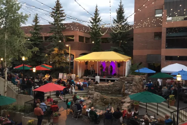 Music on the Square at Cooper Creek Square Photo 5