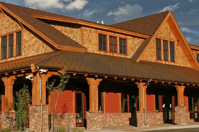 Icebox Liquors in the Winter Park Market Photo 3