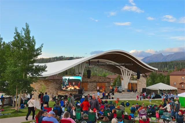 EventCenterHighNoteThursday.jpg Photo 6