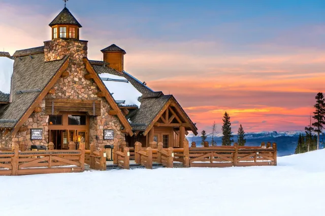 The Lodge at Sunspot Photo 8