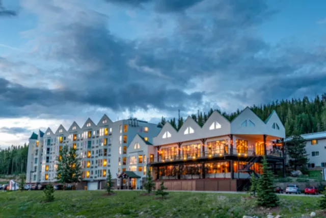 Winter Park Mountain Lodge Photo