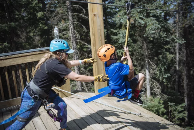 Family-Friendly Zip Line Tours Photo 11