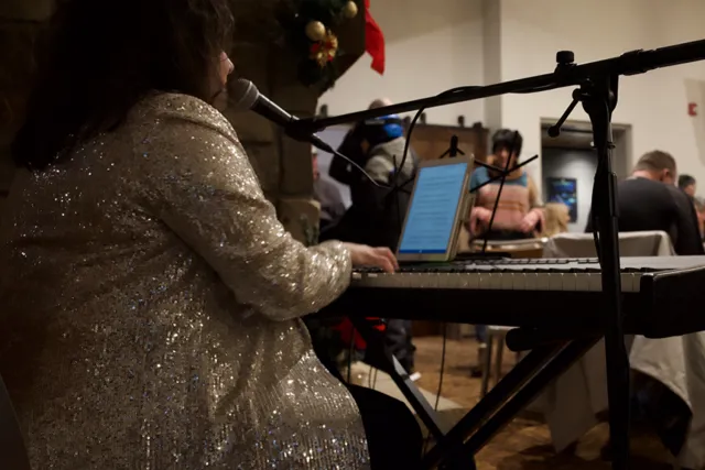 Après Ski Live Music in 8350 Lounge Photo