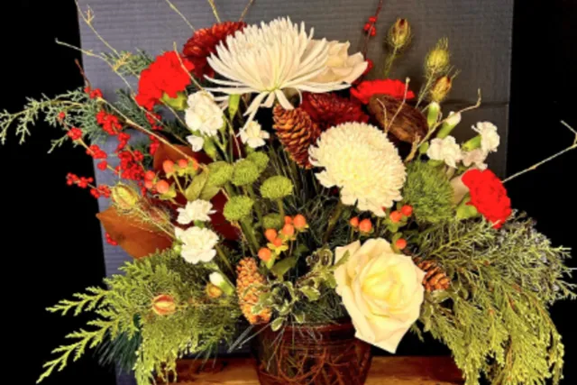 Holiday Flower Workshop Photo