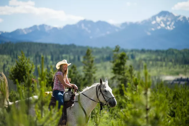 Summer Horseback Photo 3