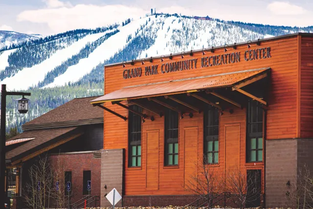 Grand Park Community Rec Center Photo