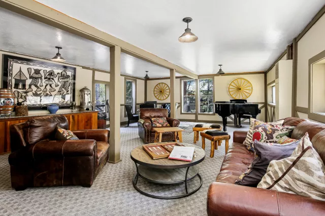 Arapaho Valley Ranch Photo 8