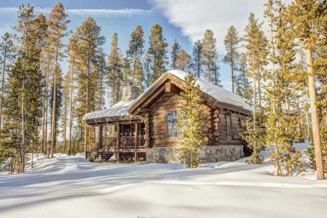 Devil's Thumb Ranch Resort & Spa Private Cabin Photo 16