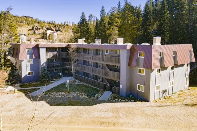 Hi Country Haus Building 22 Photo 18