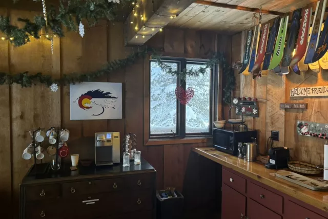 Complementary coffee and tea bar Photo 8