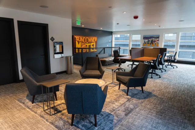 Soft seating / meeting space for four(4) Photo