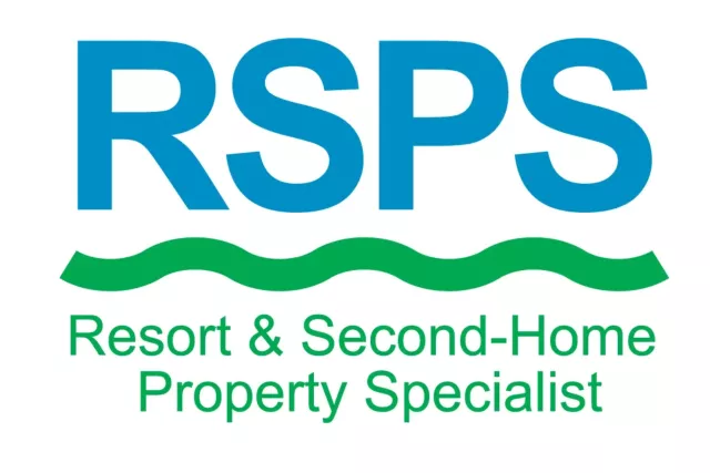 Michelle Moran, CPA, CRS, CLHMS, RSPS REALTOR® | West + Main Homes Photo 5