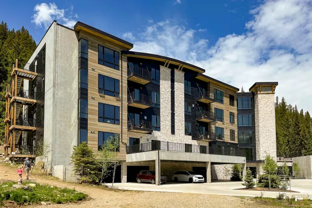 The U9200 Club Photo 2