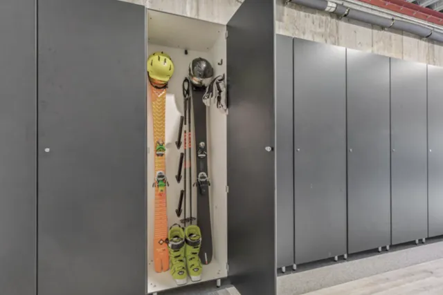 The U9200 Club Photo 9