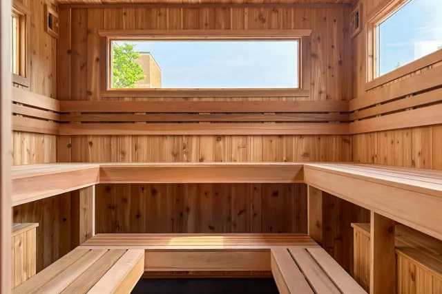 Howling Moon Sauna Photo 5