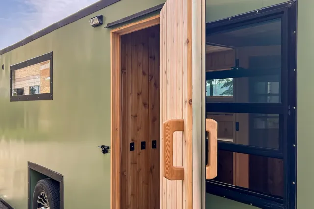 Howling Moon Sauna Photo 2