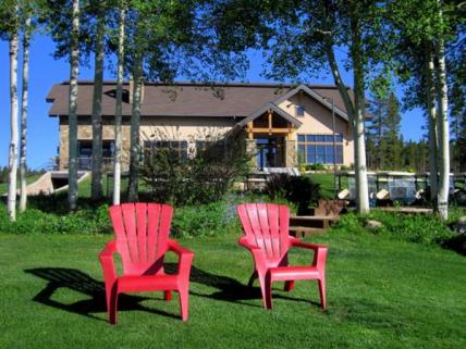 Come relax Bistro 28 @ Pole Creek Golf Club