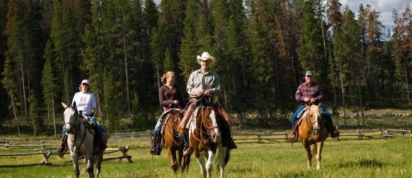 Cabin Creek Stables At Devil S Thumb Ranch Winter Park Colorado