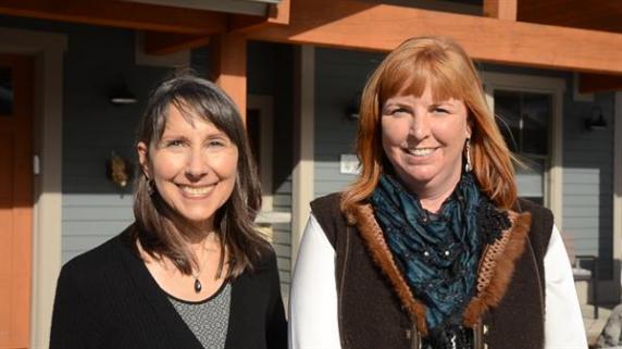 Mara and Brenda make a greta team