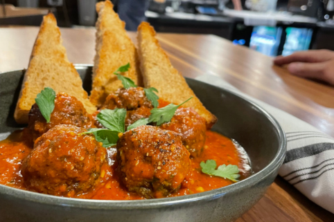 Unravel Café - Meatballs