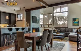 Vacasa homes offer full kitchens and dining areas! Photo